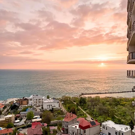 прямой вид на море 44 жемчужина аркадия паркинг Apartment *